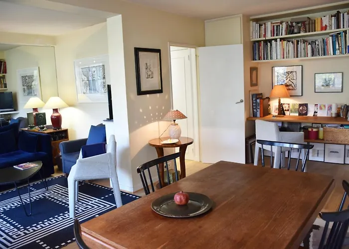 Апартаменты Eiffel Tower - Suffren