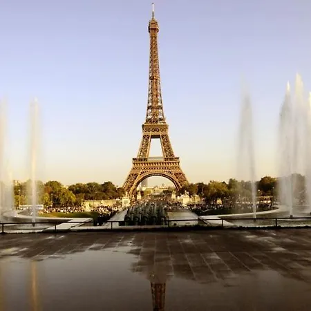 Eiffel Tower - Suffren *