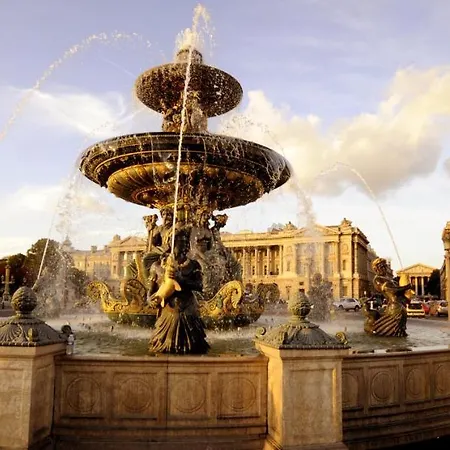 Eiffel Tower - Suffren דירה *